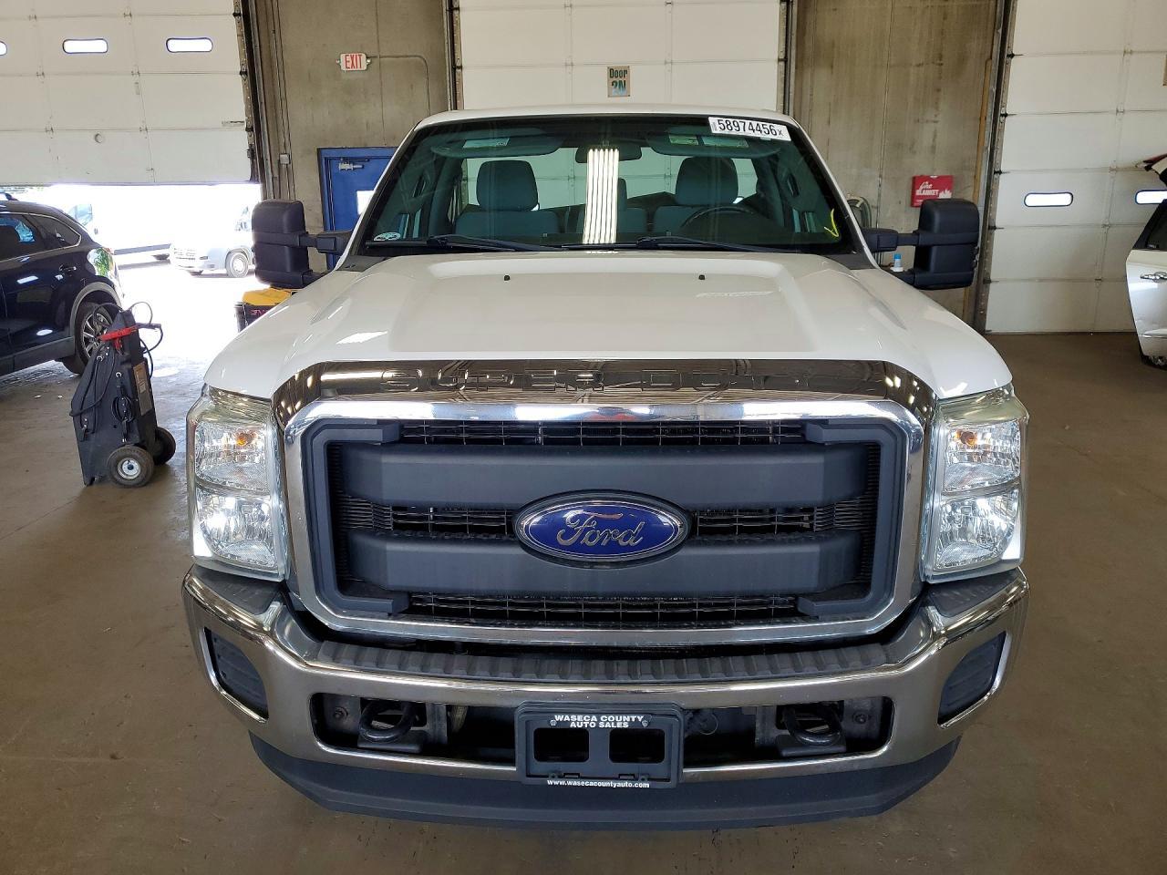 2016 Ford F250 Super Duty - Image 5