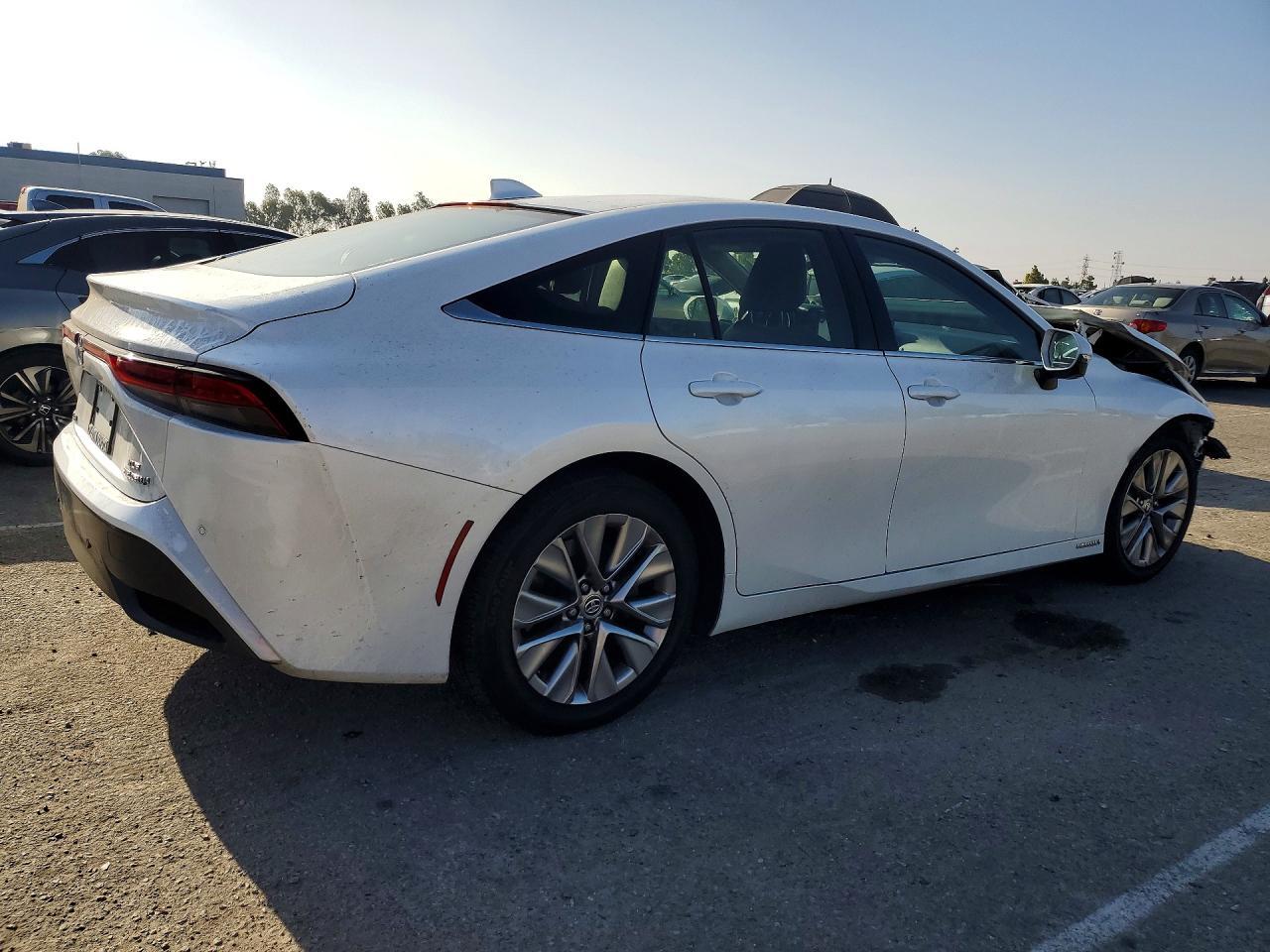 2023 Toyota Mirai Xle - Фото 3