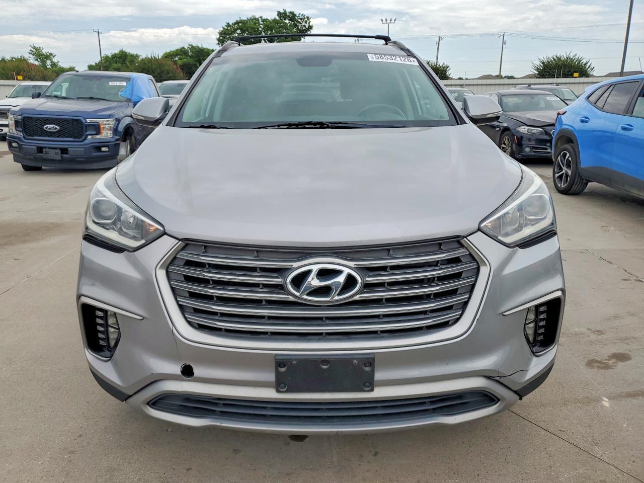 2018 Hyundai Santa Fe Se - Image 5