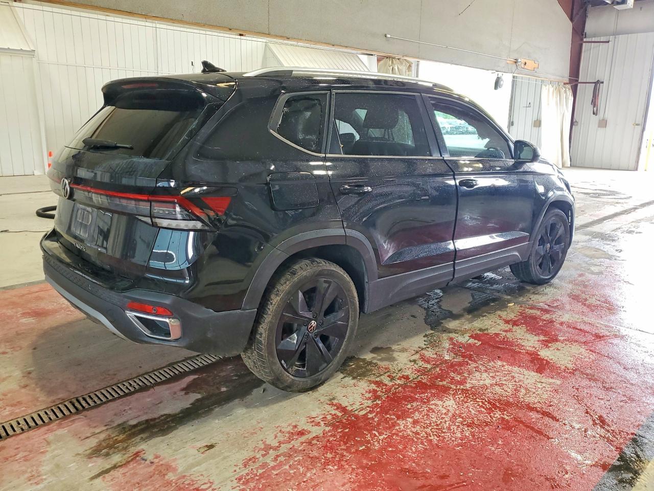 2025 Volkswagen Taos Se - Фото 3