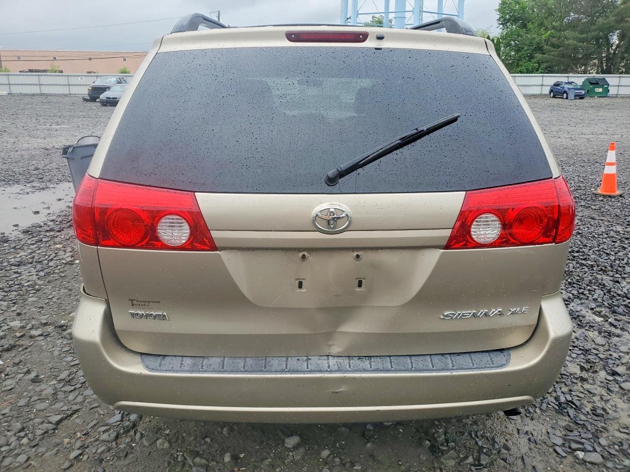 2006 Toyota Sienna Xle 7 Passenger - Фото 6