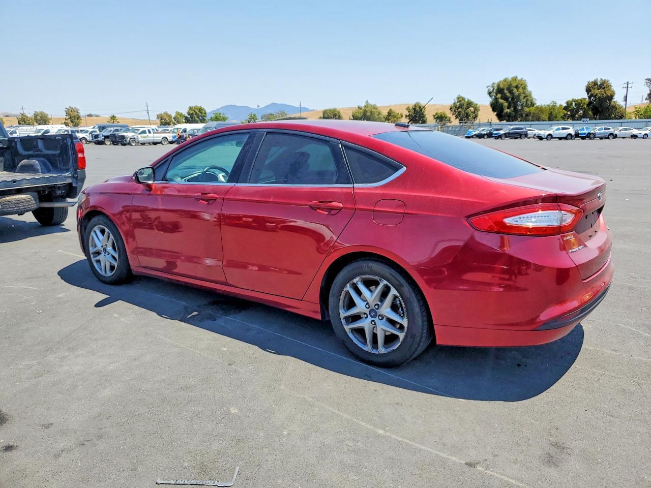 2016 Ford Fusion Se - Image 2
