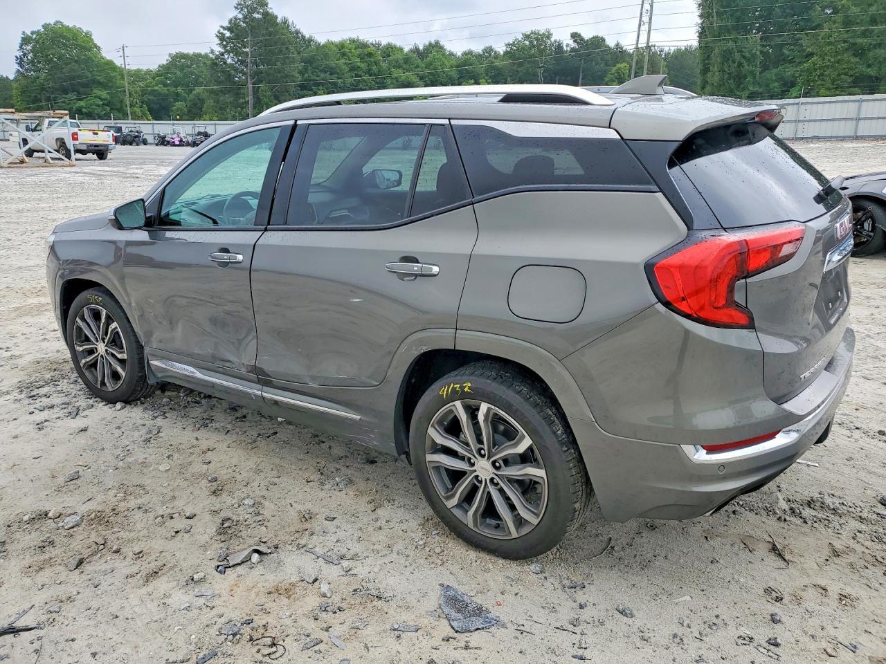 2018 GMC Terrain Denali - Фото 2