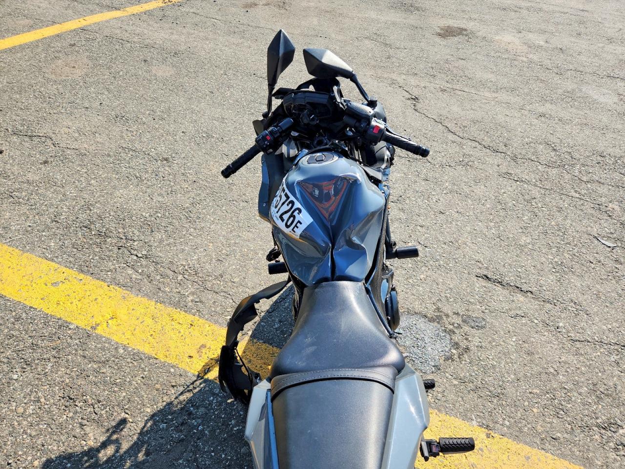 2018 Kawasaki Ex650 F - Фото 6