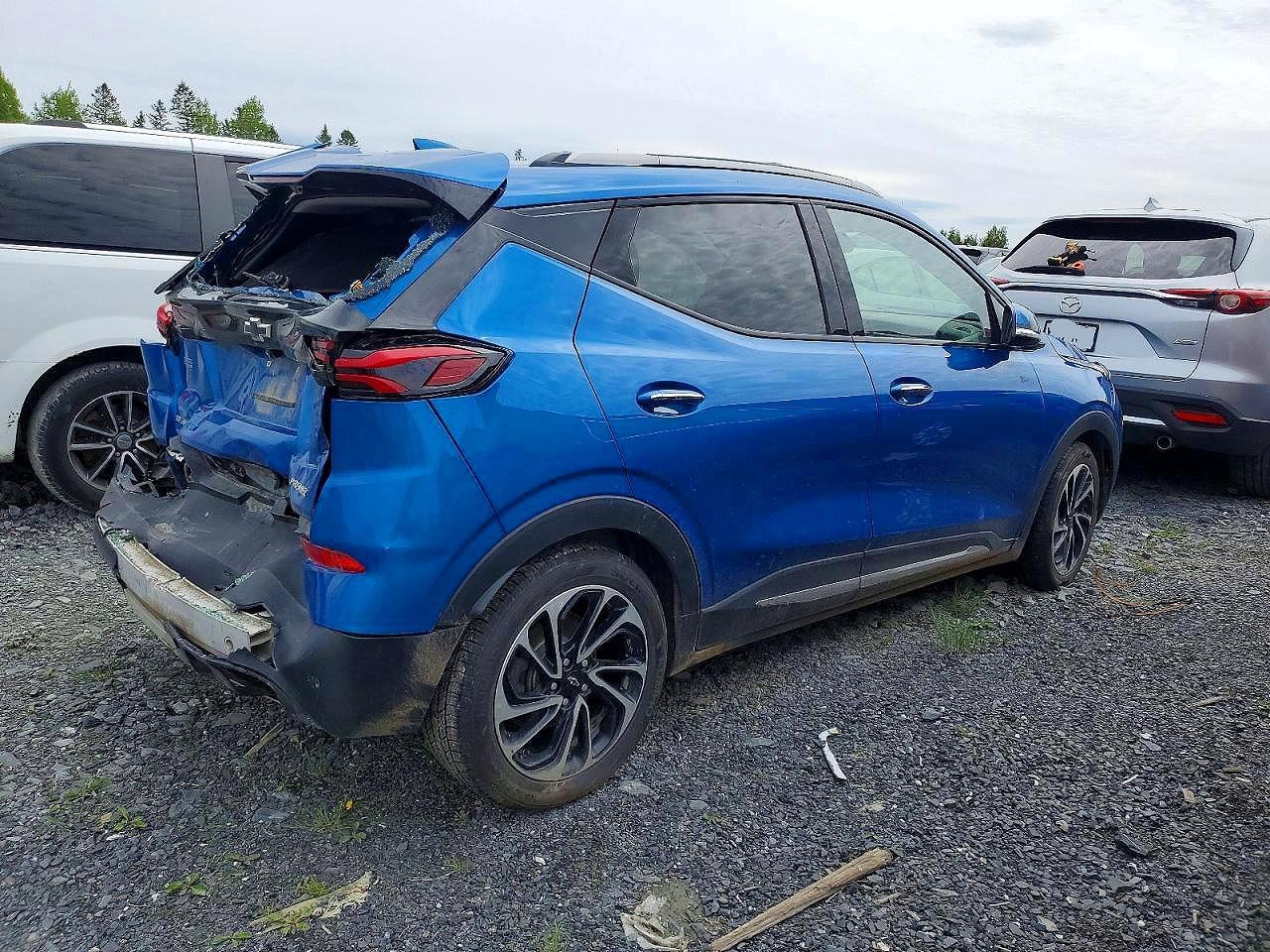 2022 Chevrolet Bolt Euv Premier - Image 3