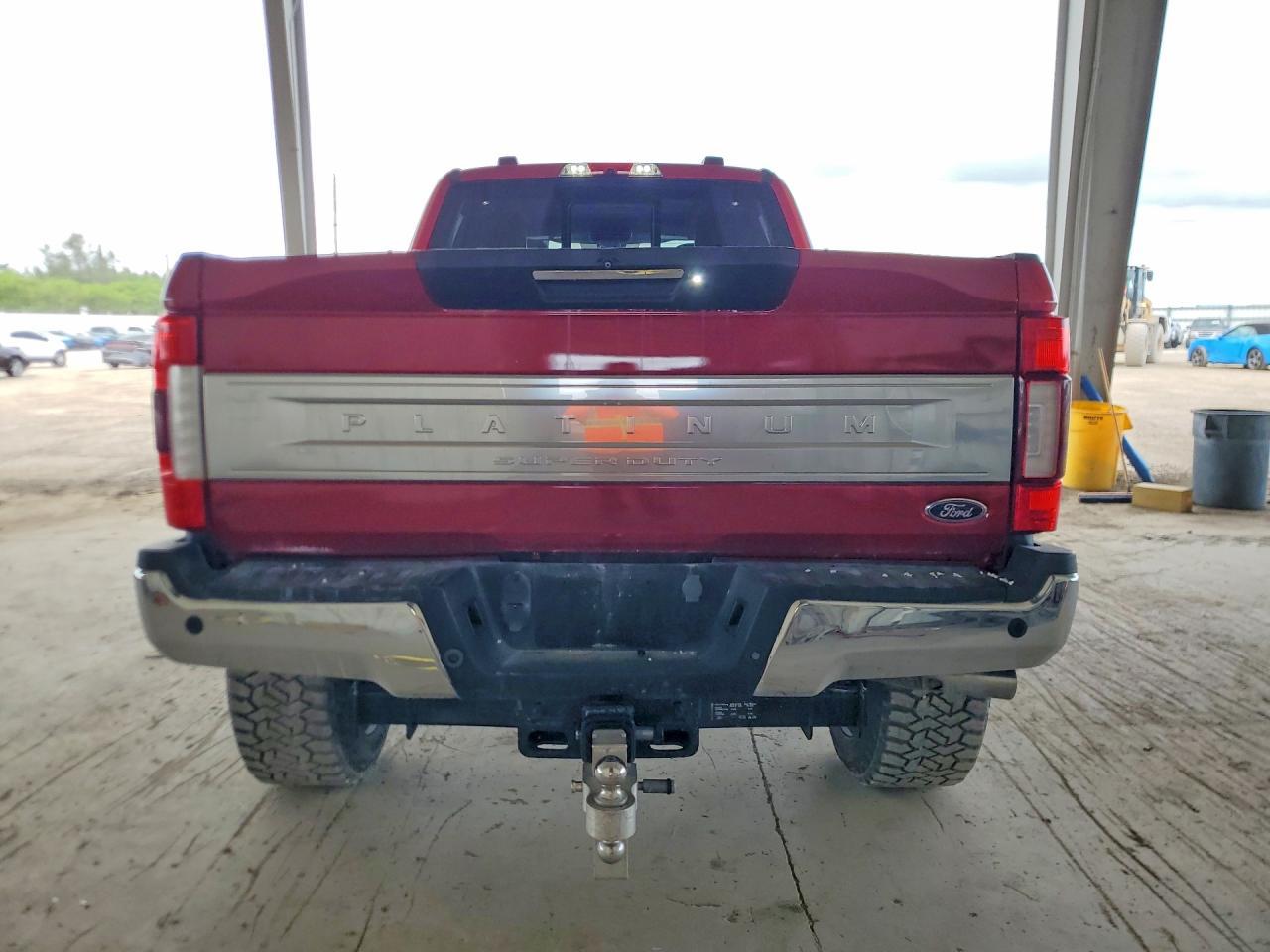 2022 Ford F350 Super Duty - Image 6