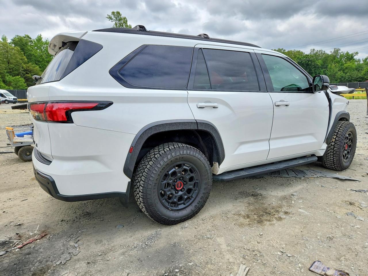 2023 Toyota Sequoia Trd Pro - Фото 3
