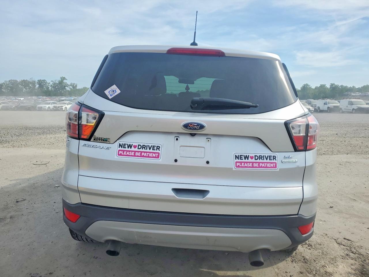 2017 Ford Escape Se - Image 6