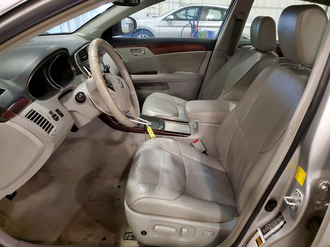 2011 Toyota Avalon Base - Image 7
