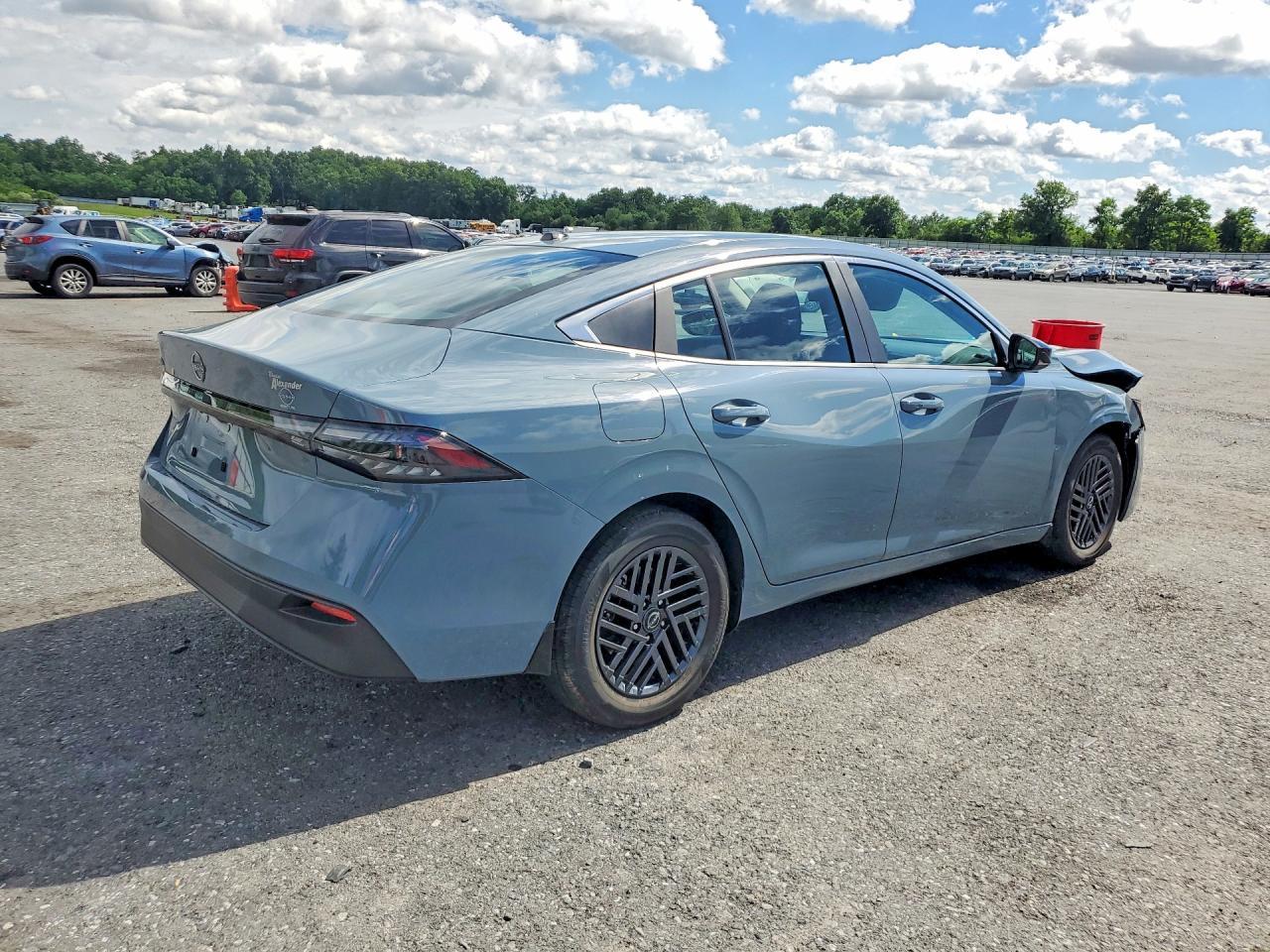 2026 Nissan Sentra Sv - Image 3