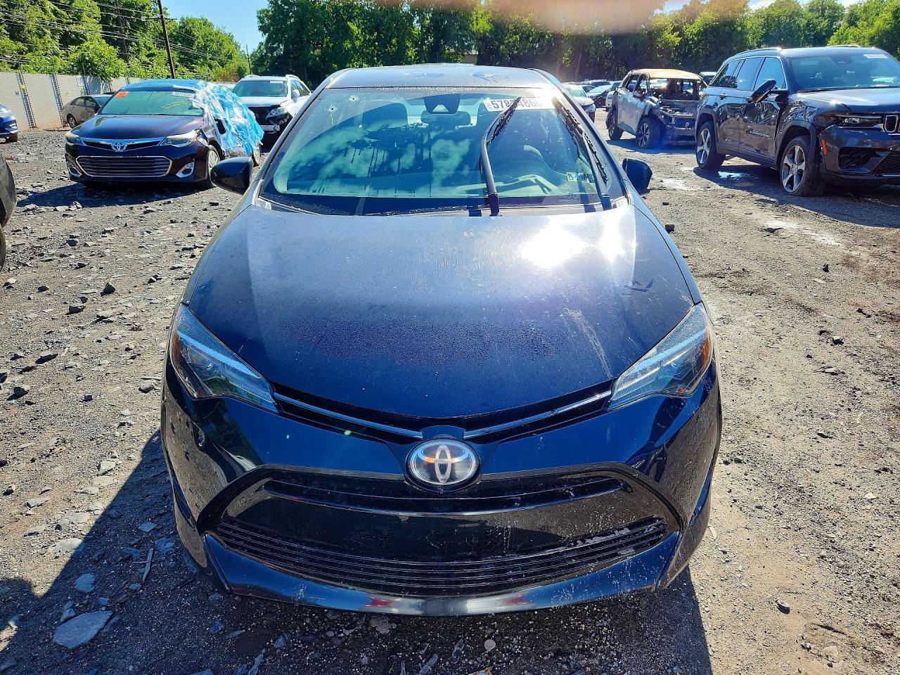 2017 Toyt Corolla - Image 5