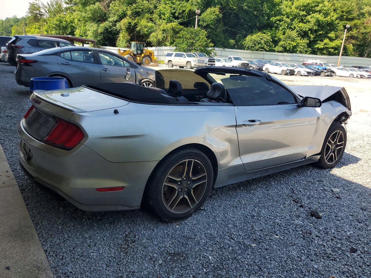 2020 Ford Mustang - Image 3