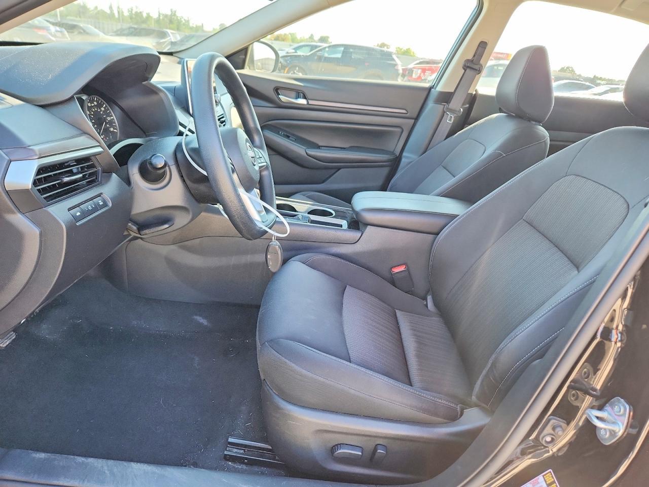 2024 Nissan Altima Sv - Image 7