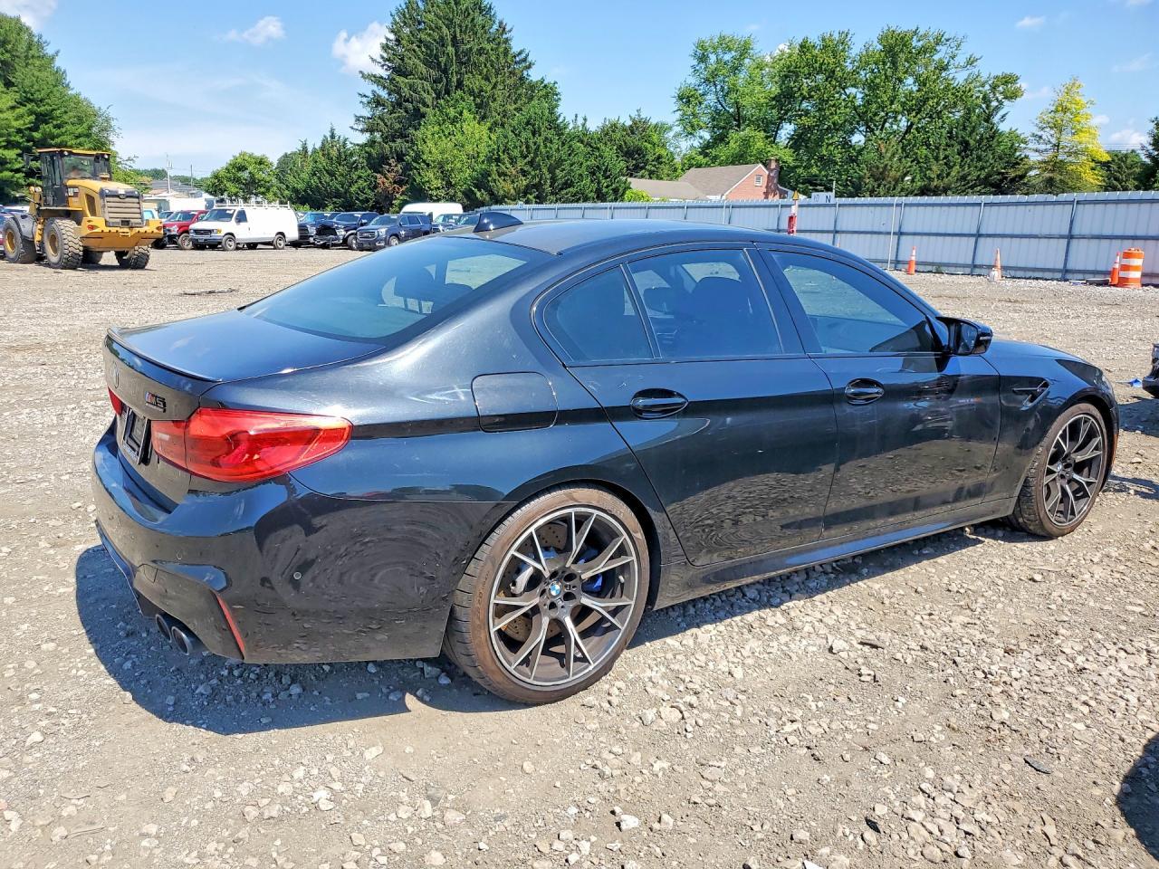 2019 BMW M5 - Фото 3