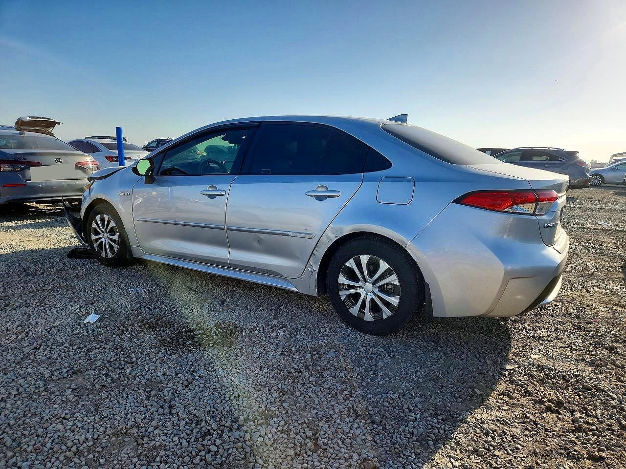 2020 Toyota Corolla Le - Фото 2