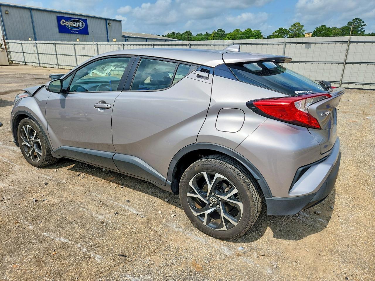 2020 Toyota C-Hr Xle - Фото 2