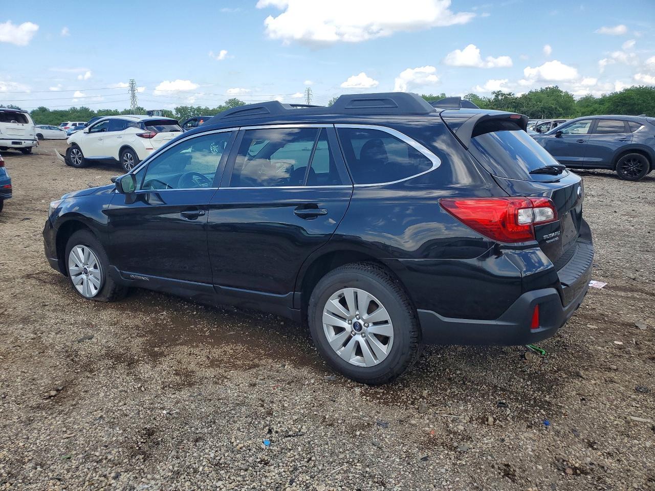 2018 Subaru Outback 2.5I Premium - Image 2