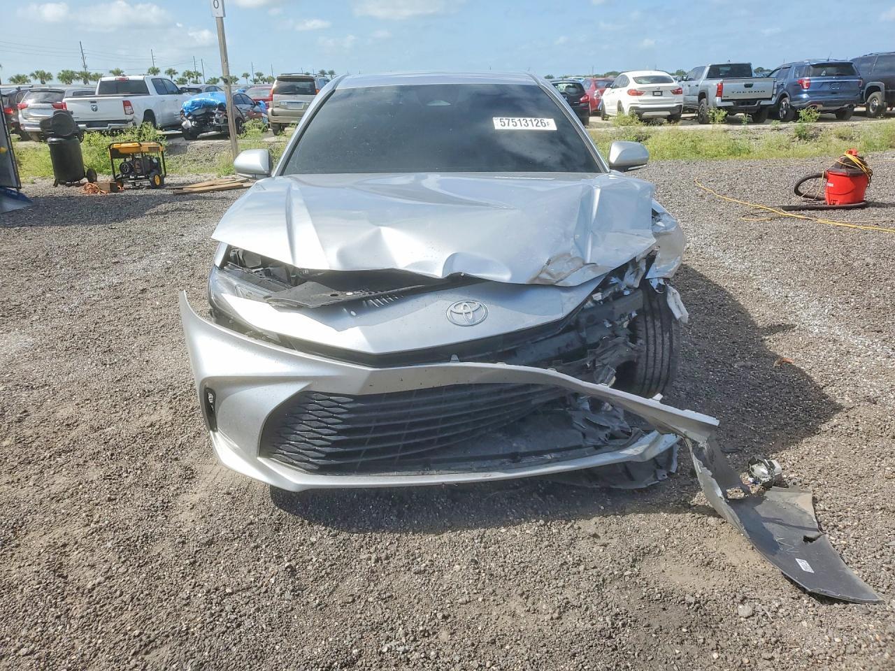 2025 Toyota Camry Le - Image 5