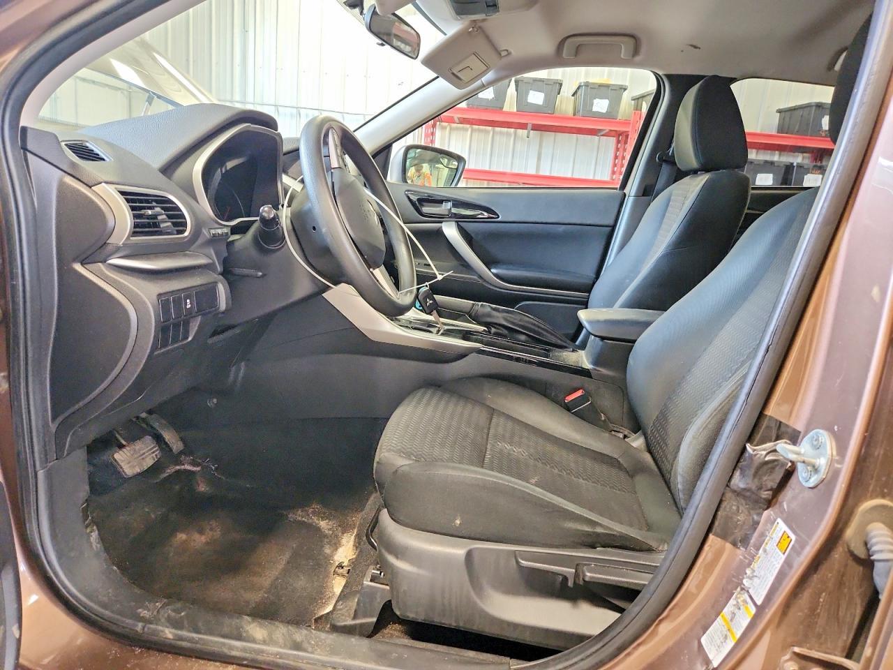 2019 Mitsubishi Eclipse Cross Es - Фото 7