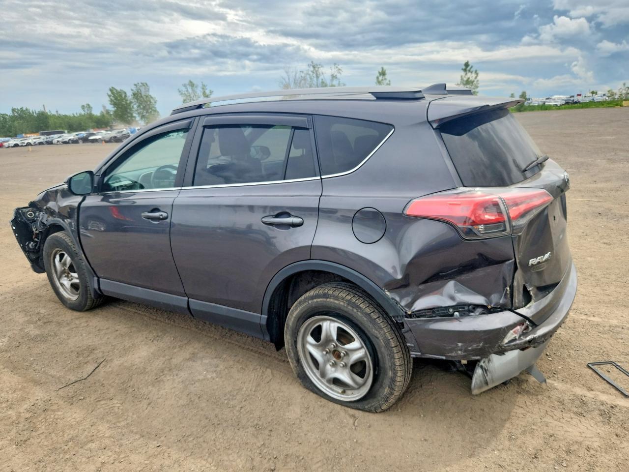 2018 Toyota Rav4 Xle - Image 2