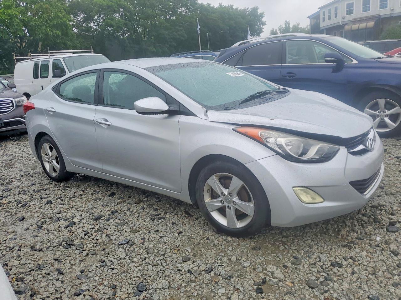 2011 Hyundai Elantra - Фото 4