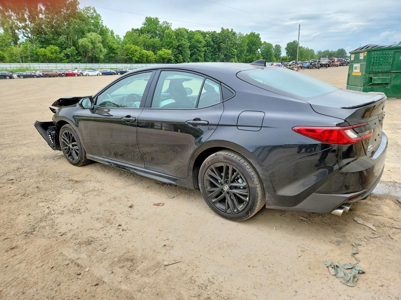 2026 Toyota Camry Se - Image 2