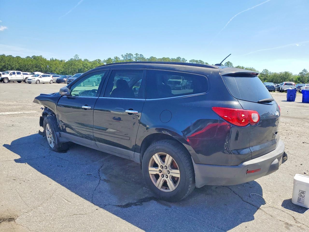 2010 Chevrolet Traverse Lt - Фото 2