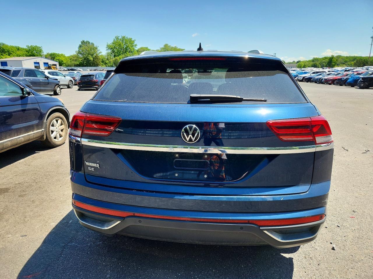 2020 Volkswagen Atlas Cross Sport Se - Фото 6