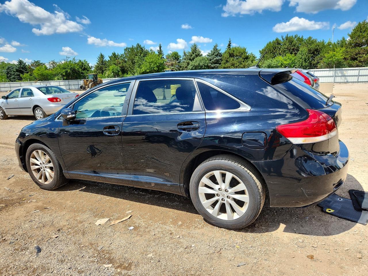 2013 Toyota Venza Le - Фото 2