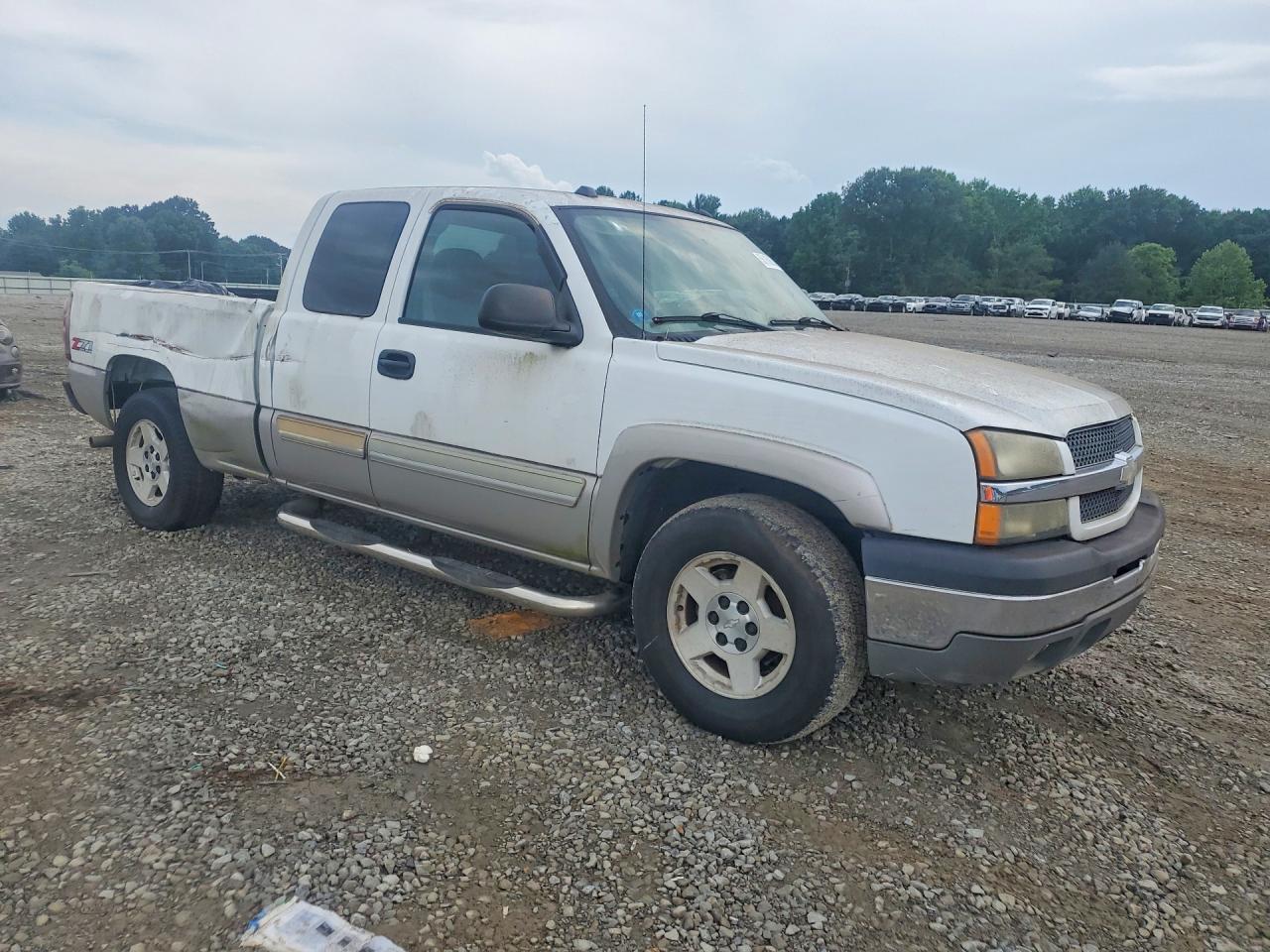 2004 Chevrolet Silverado K1500 - Image 4