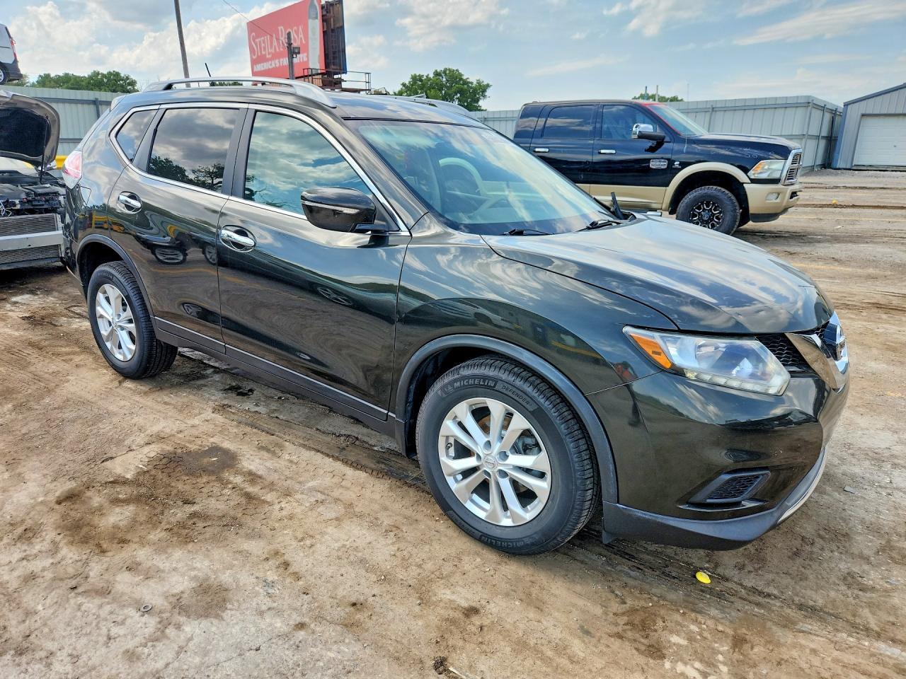 2015 Nissan Rogue Sv - Image 4