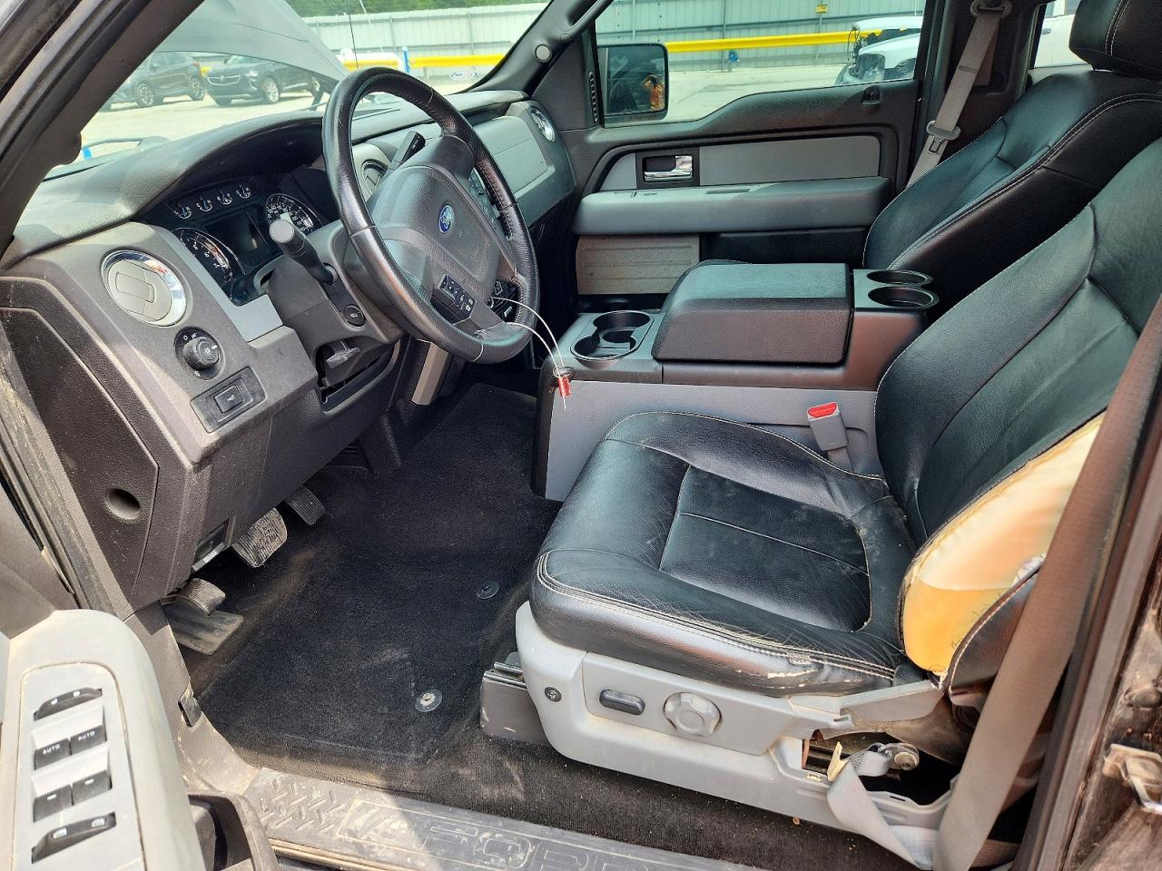 2013 Ford F150 - Image 7