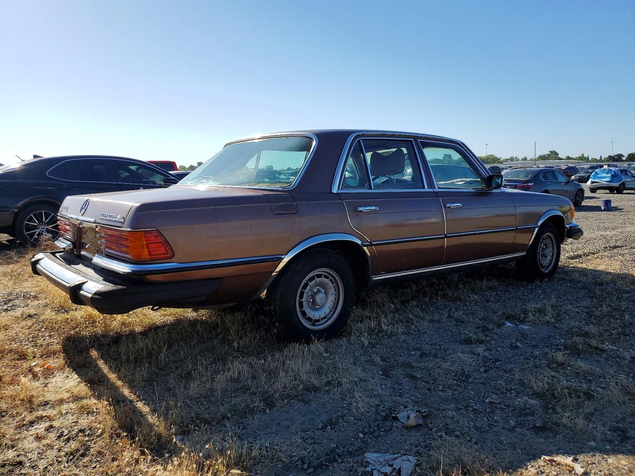 1979 Mercedes-Benz 300 Sd - Фото 3