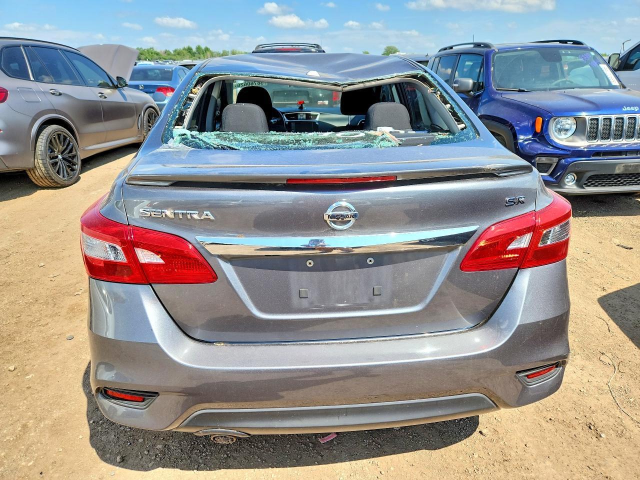 2019 Nissan Sentra Sr - Image 6