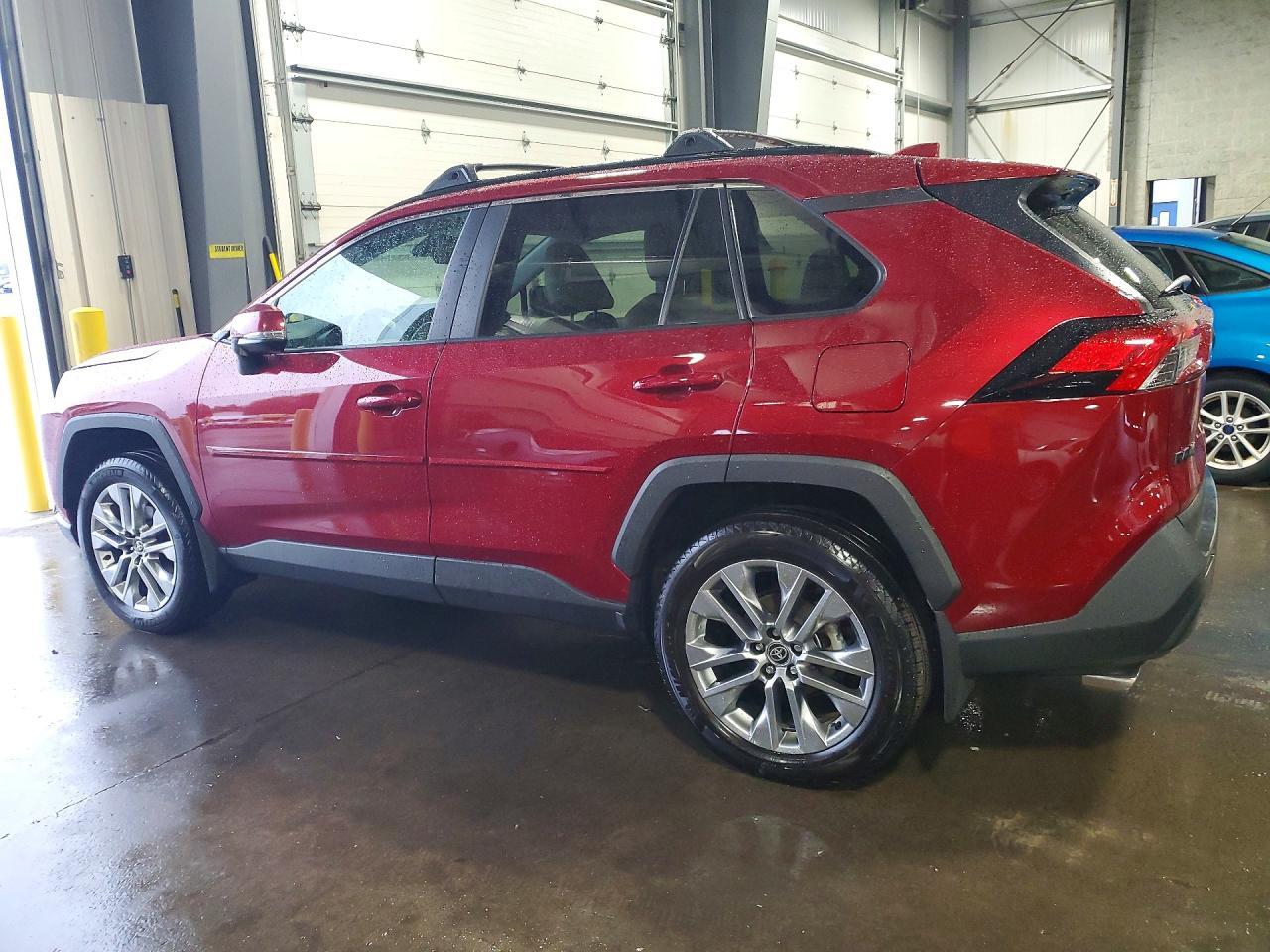 2025 Toyota Rav4 Xle Premium - Image 2