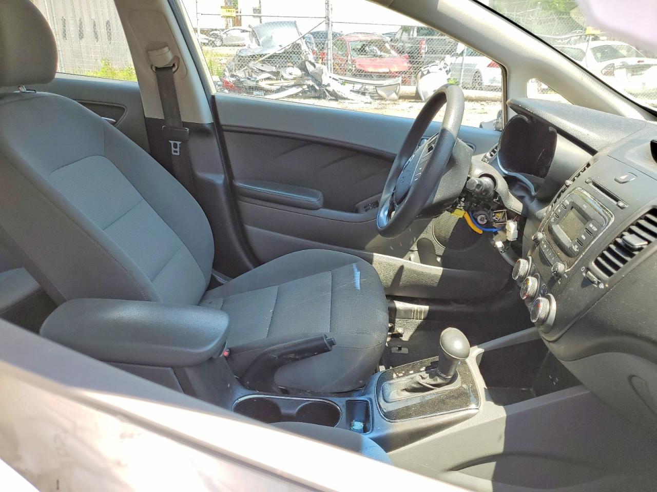 2017 Kia Forte Lx - Image 7