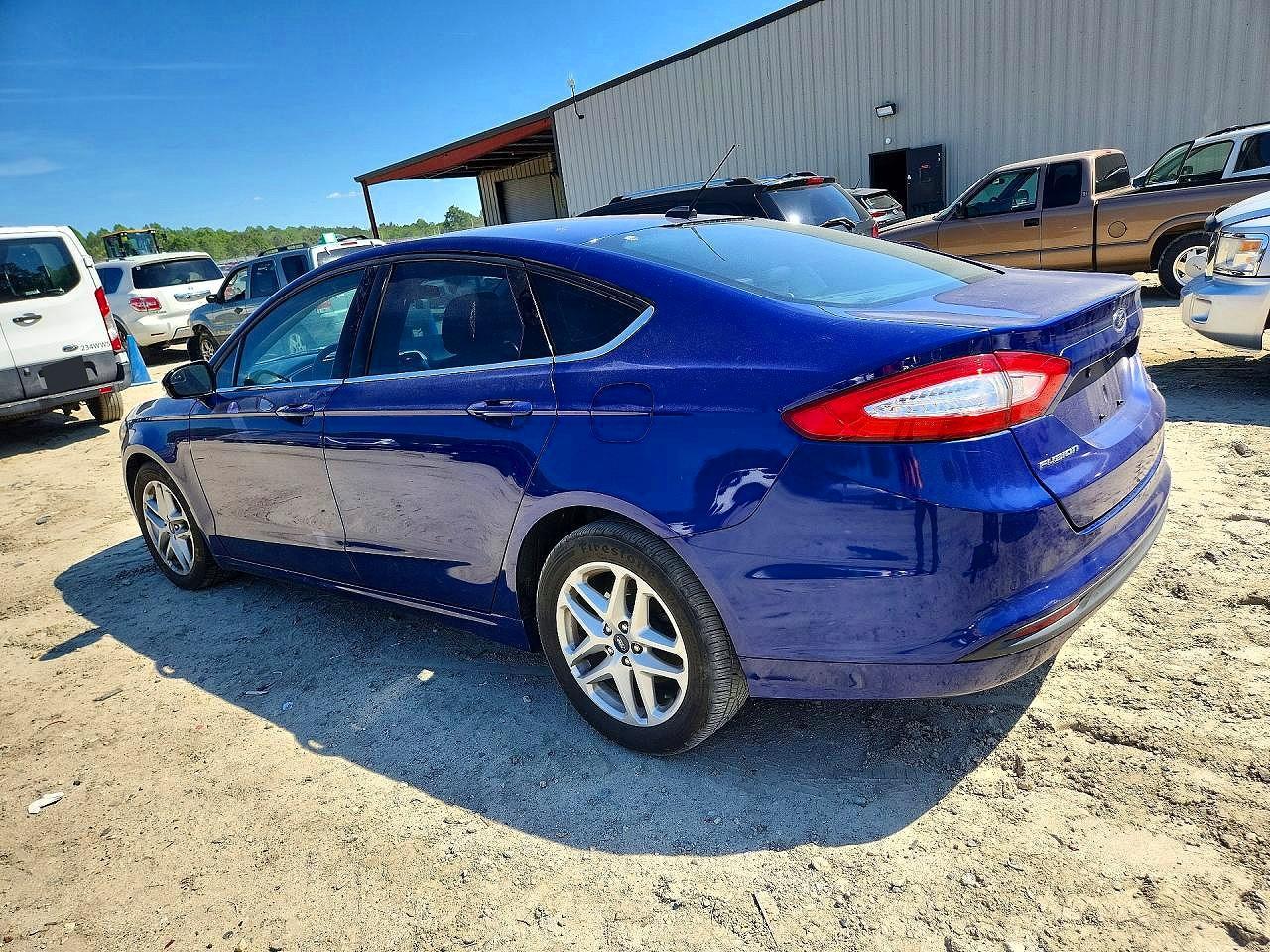2016 Ford Fusion Se - Фото 2