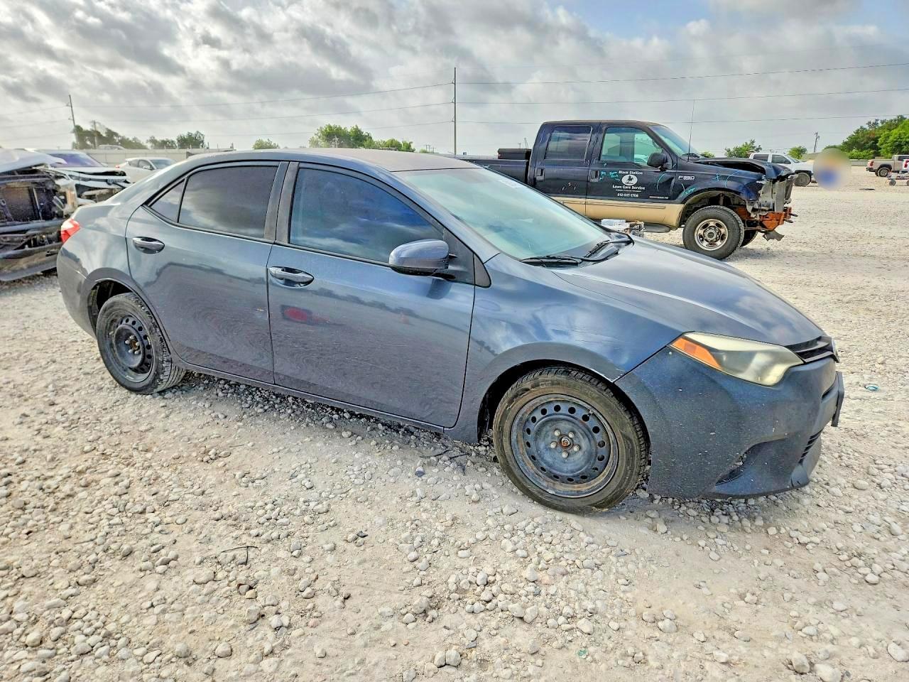 2014 Toyota Corolla Le - Фото 4
