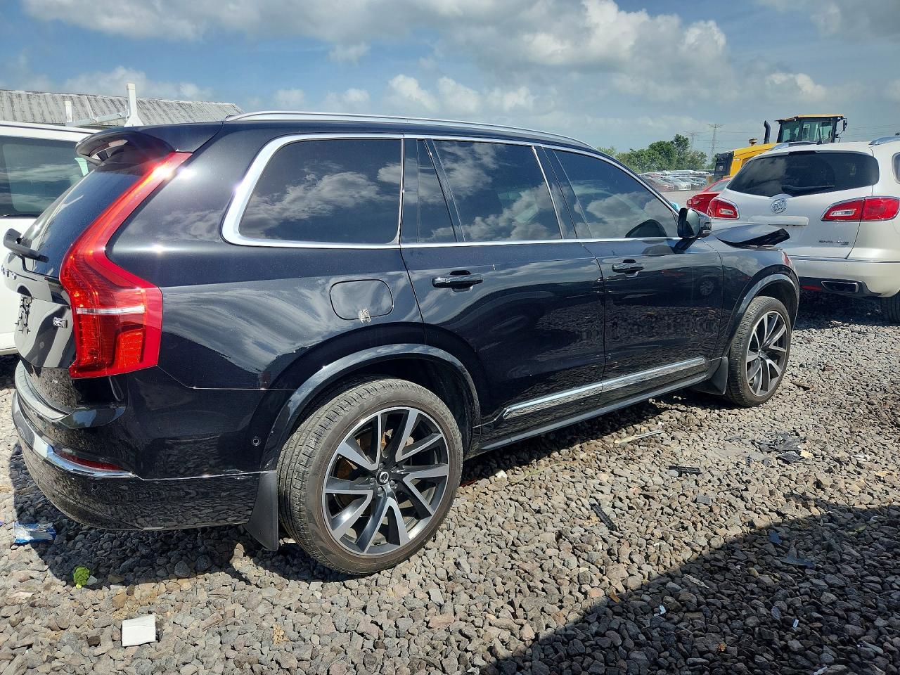 2023 Volvo Xc90 Plus - Image 3