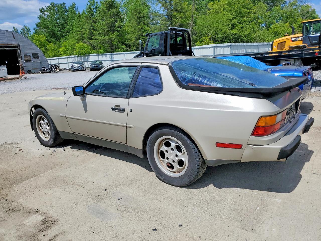 1984 Porsche 944 - Фото 2