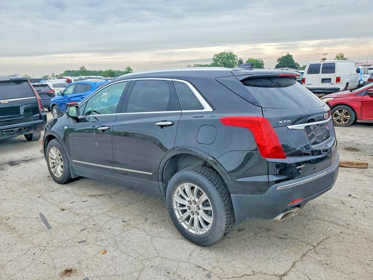 2018 Cadillac Xt5 - Фото 2