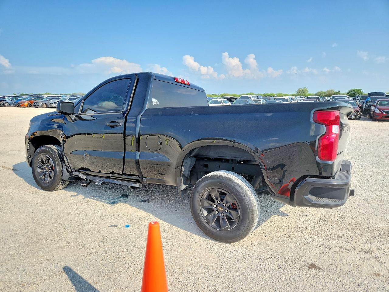 2026 Chevrolet Silverado C1500 - Image 2