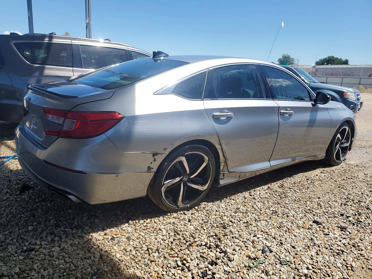 2022 Honda Accord Sport - Image 3