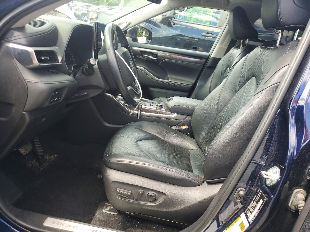 2020 Toyota Highlander Platinum - Фото 7