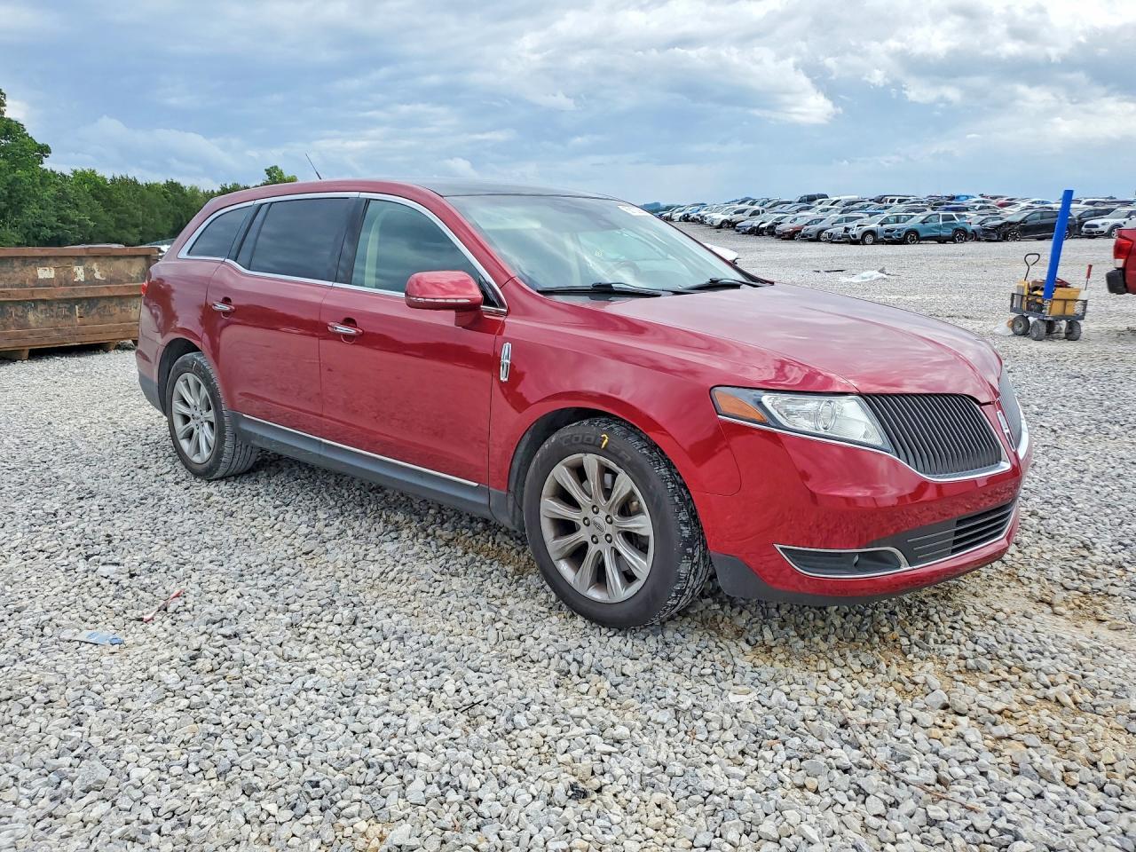 2014 Lincoln Mkt - Фото 4