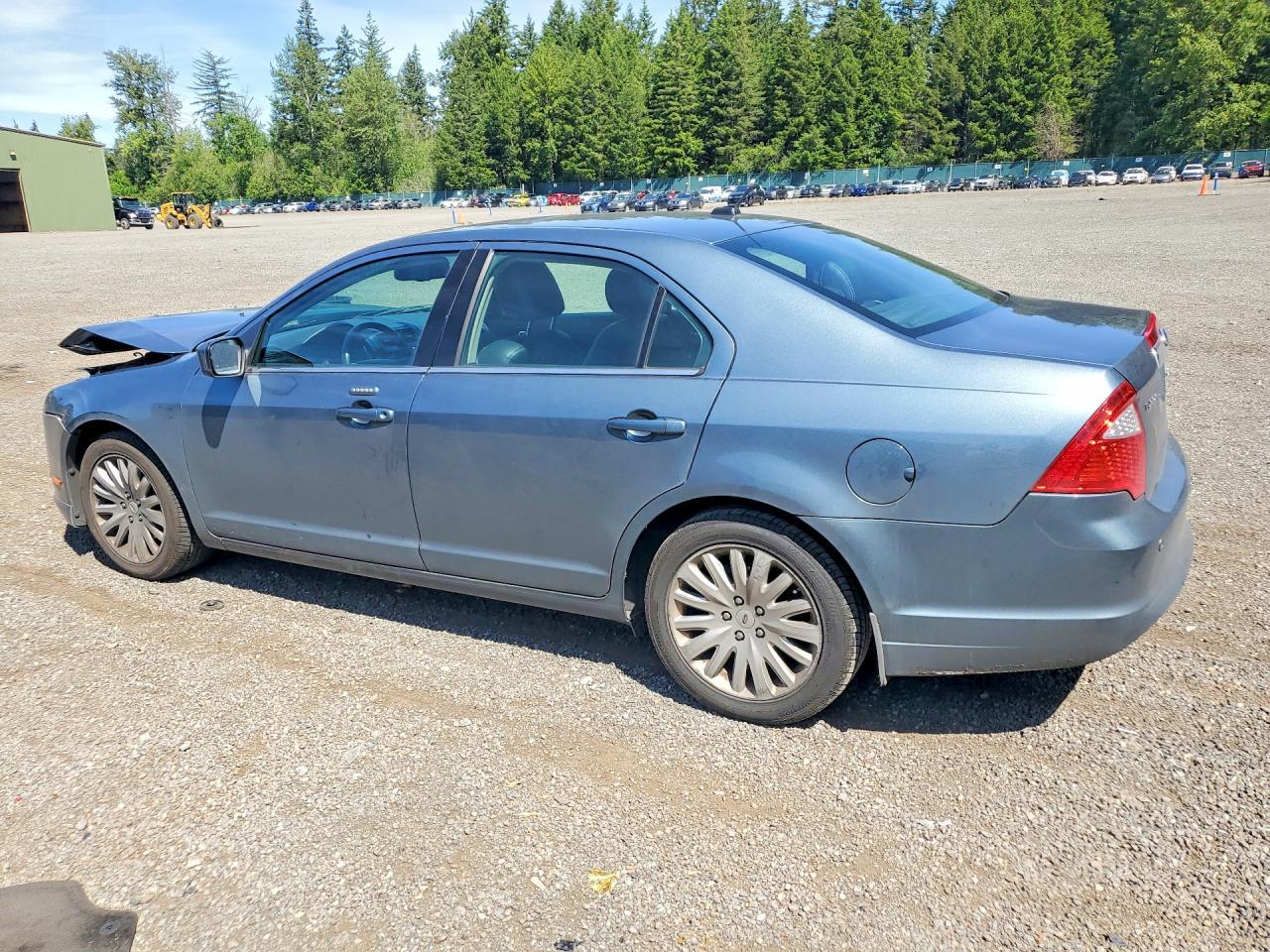 2012 Ford Fusion Hybrid - Фото 2