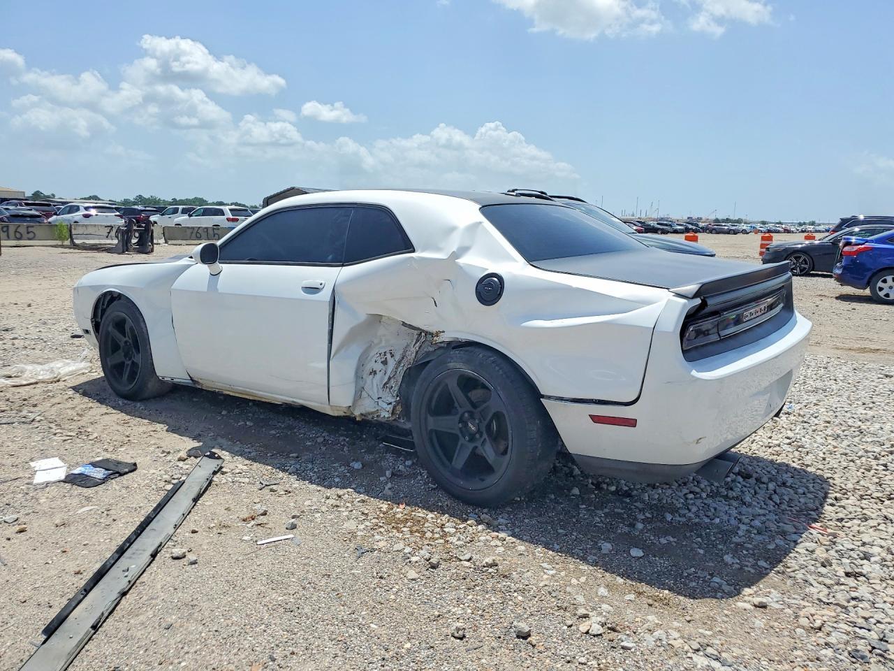 2013 Dodge Challenger R - Фото 2