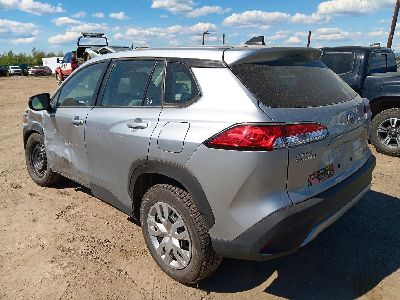 2025 Toyota Corolla Cross L - Фото 2
