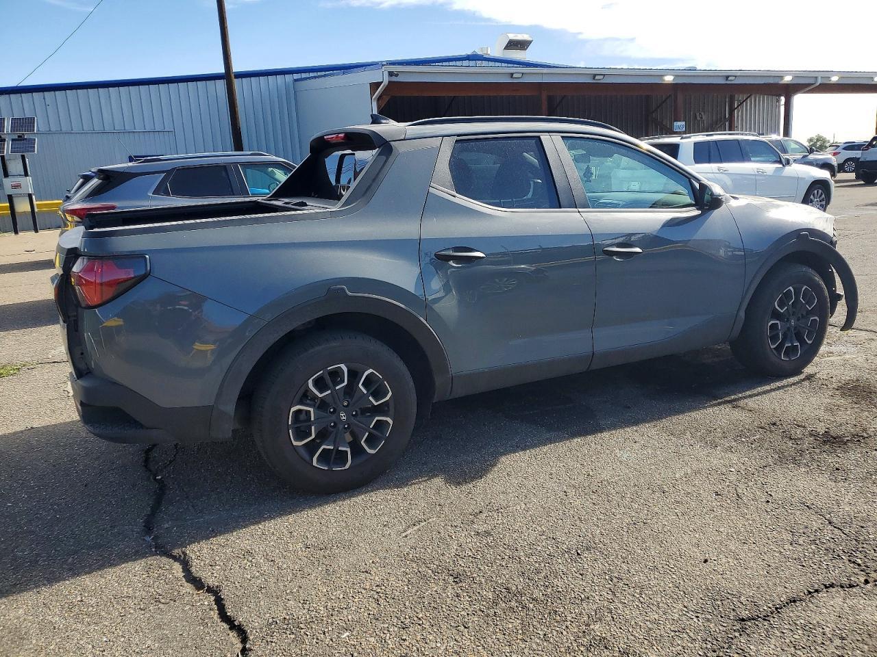 2022 Hyundai Santa Cruz Sel - Image 3