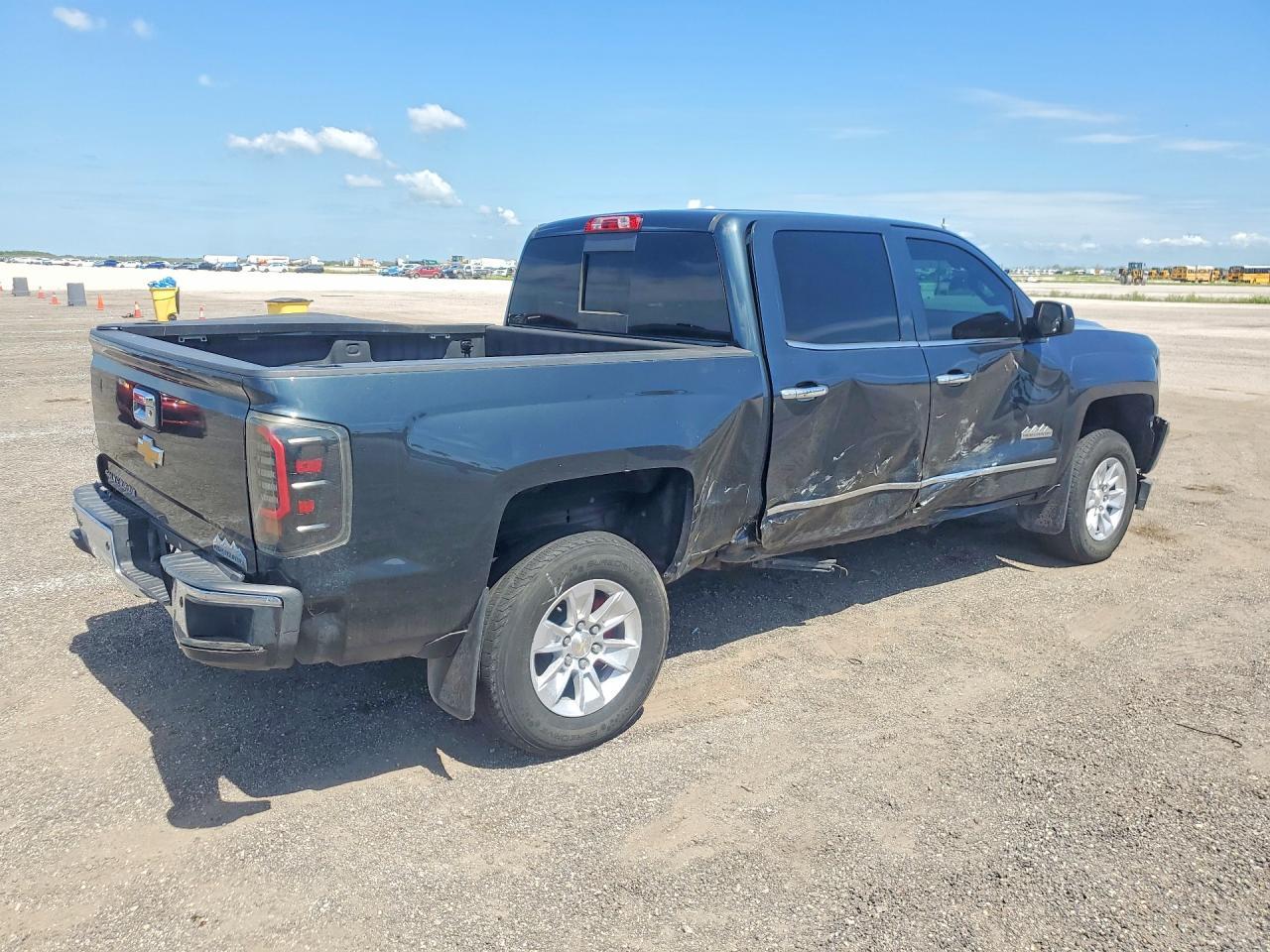 2018 Chevrolet Silverado C1500 High Country - Фото 3